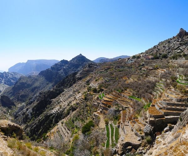 famous mountains in Salalah