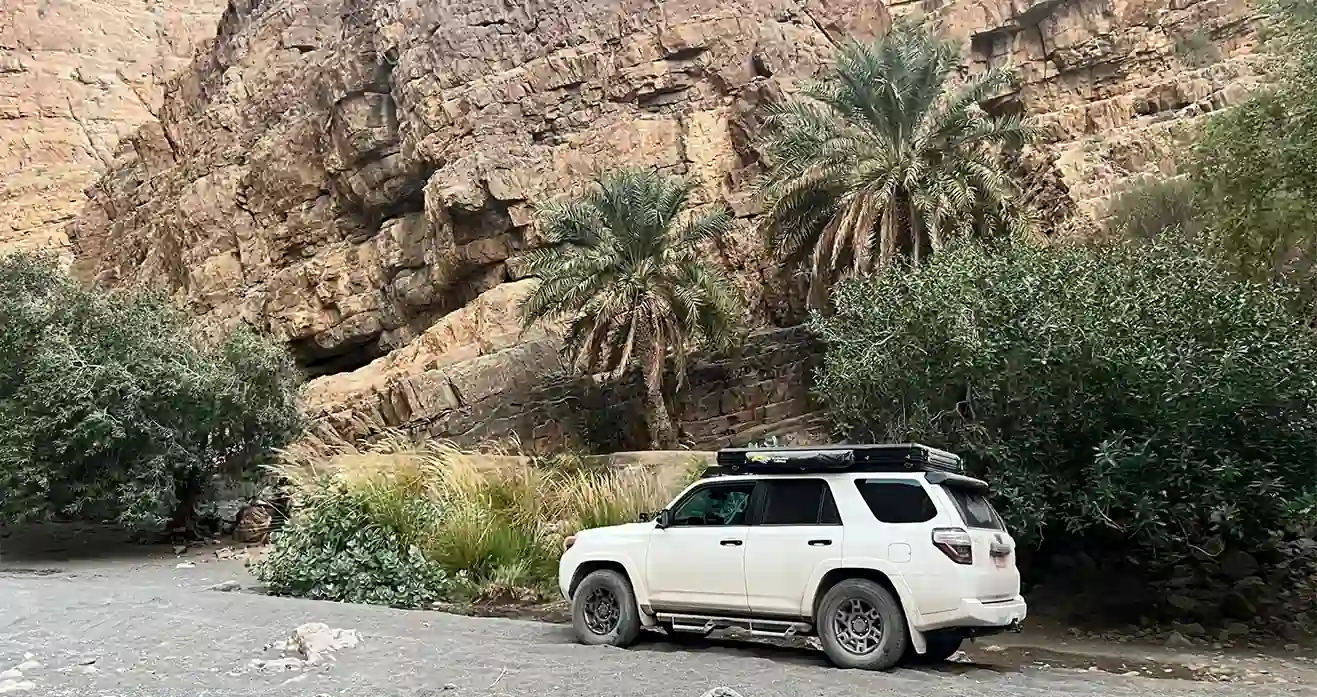 The Ultimate Oman 4x4 car rental Guide