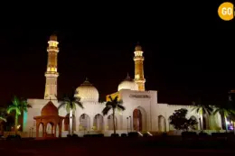 sultan-qaboos-mosque-salalah-at-night