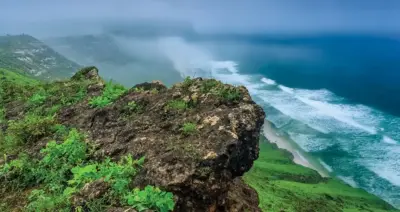 Best Places to Visit in Salalah in Winter – A Complete Winter Travel Guide