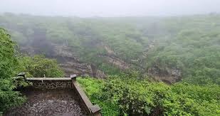 Ain Razat Spring tour