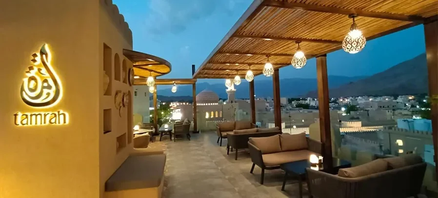 Couples and travelers looking for a fine dining experience