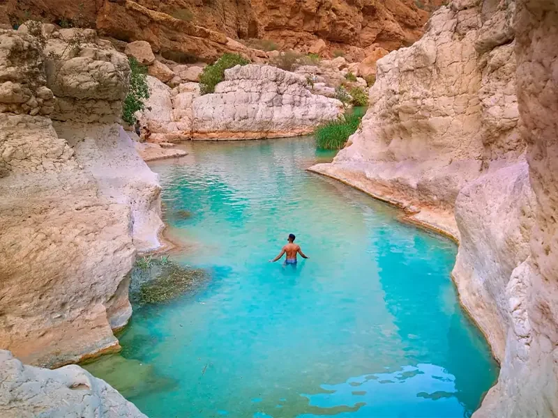 Wadi-Shahab-Bimmah-Sinkhole